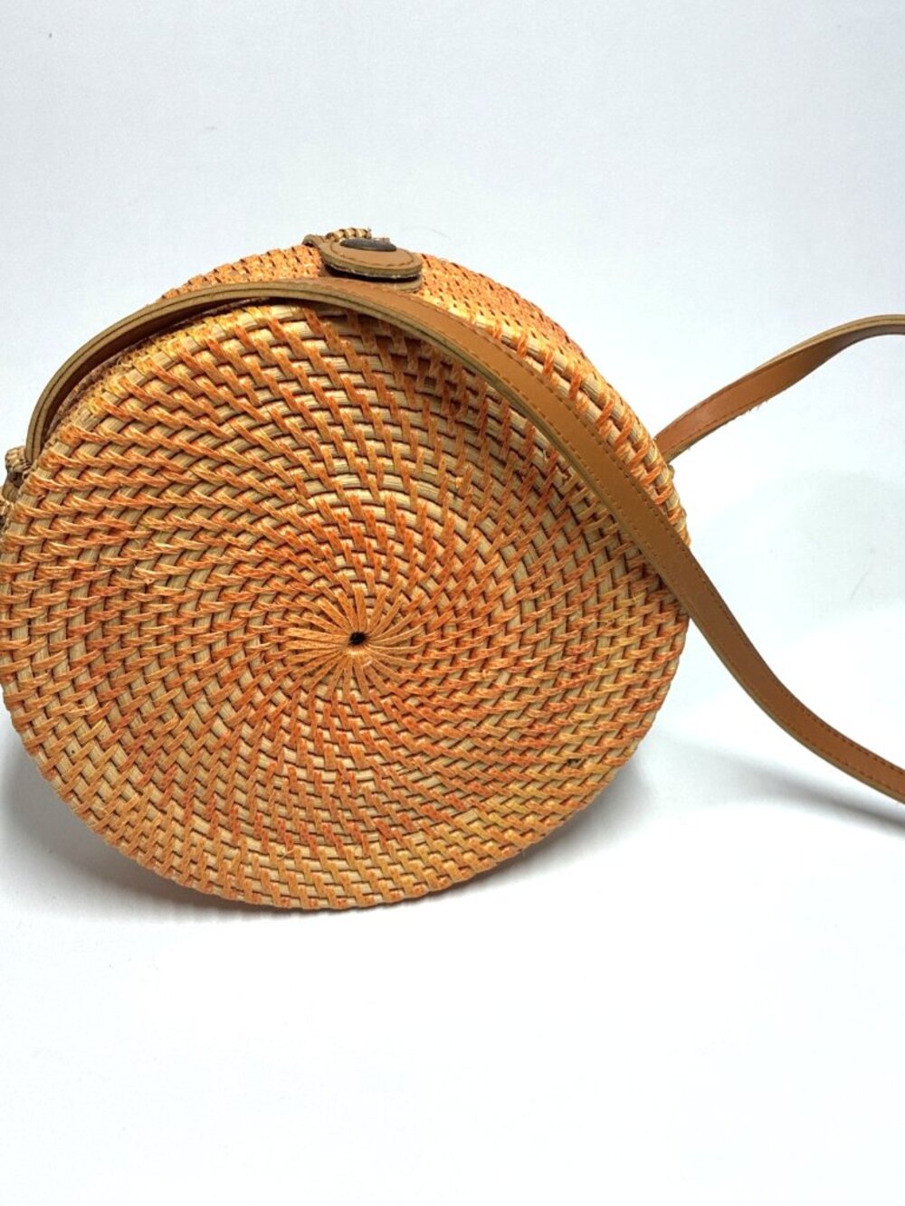 Round Rattan Wicker Circle Crossbody Bag Leather Strap Boho Beach 8in (ST) - Picture 2 of 6
